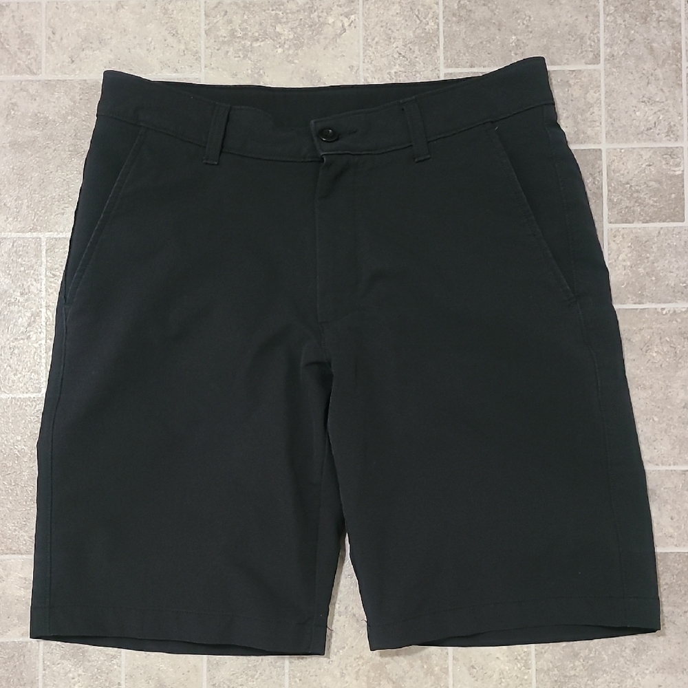 Men's Under Armour Black Shorts Sz 32